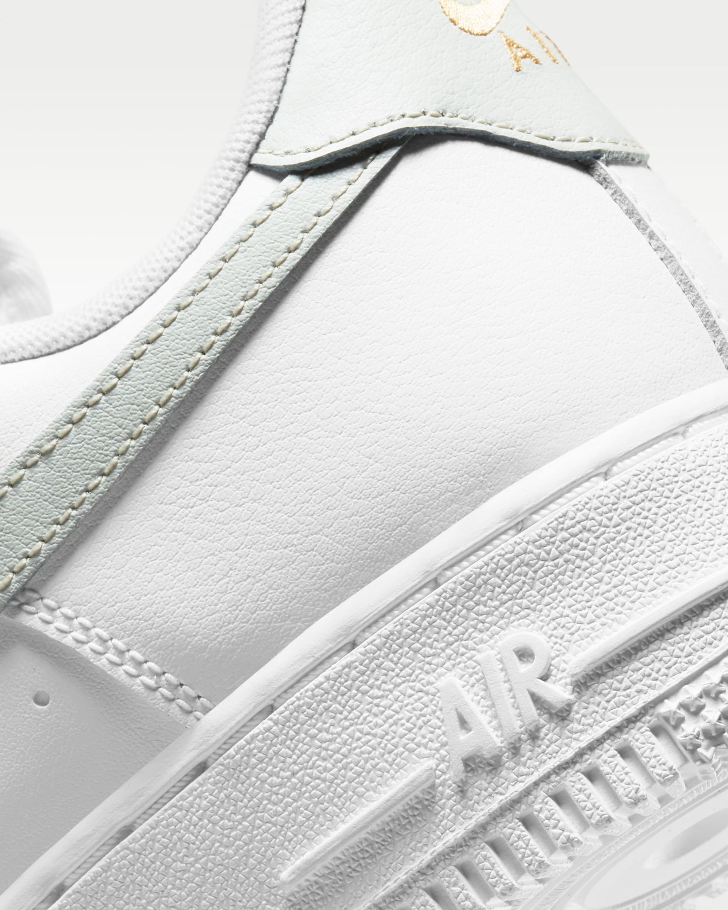 Nike Air Force 1 '07 Essential