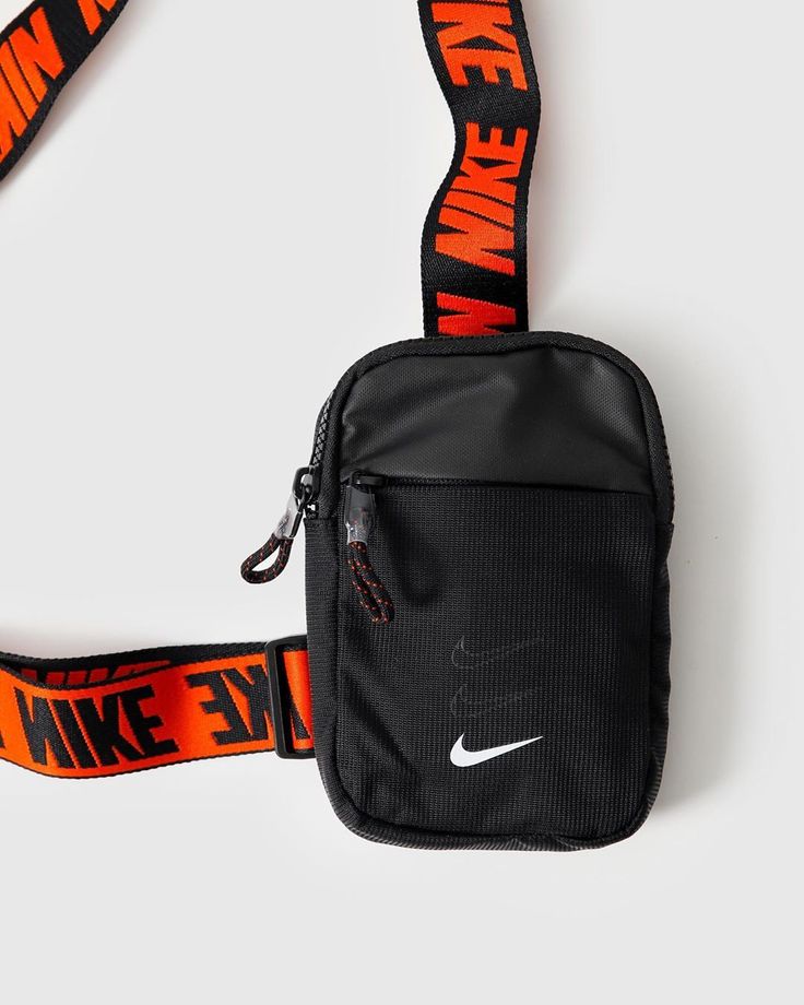 Nike cross body bag