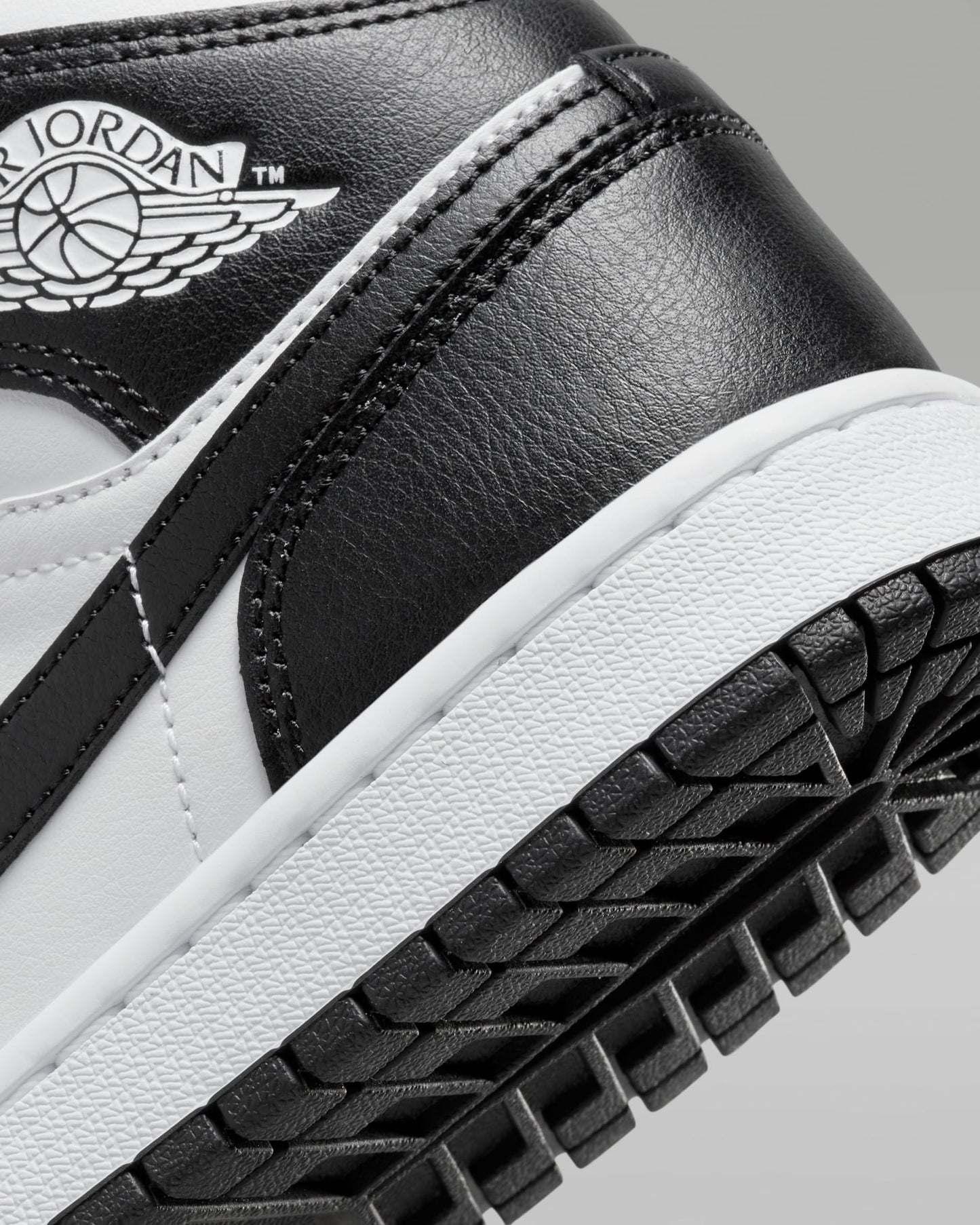 Air Jordan 1 Mid 'OG Panda'