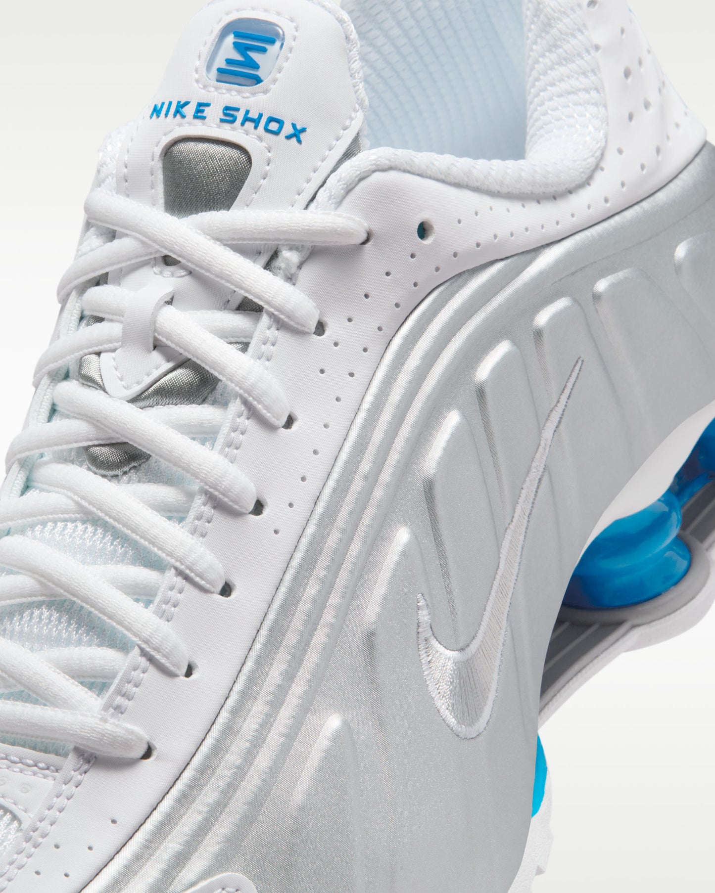 Nike Shox R4