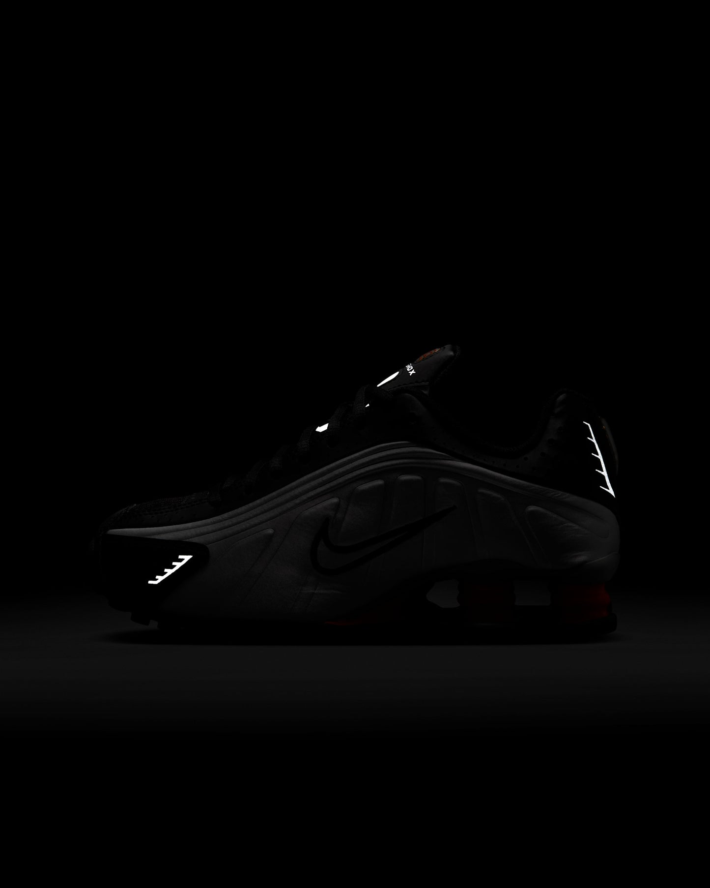Nike Shox R4