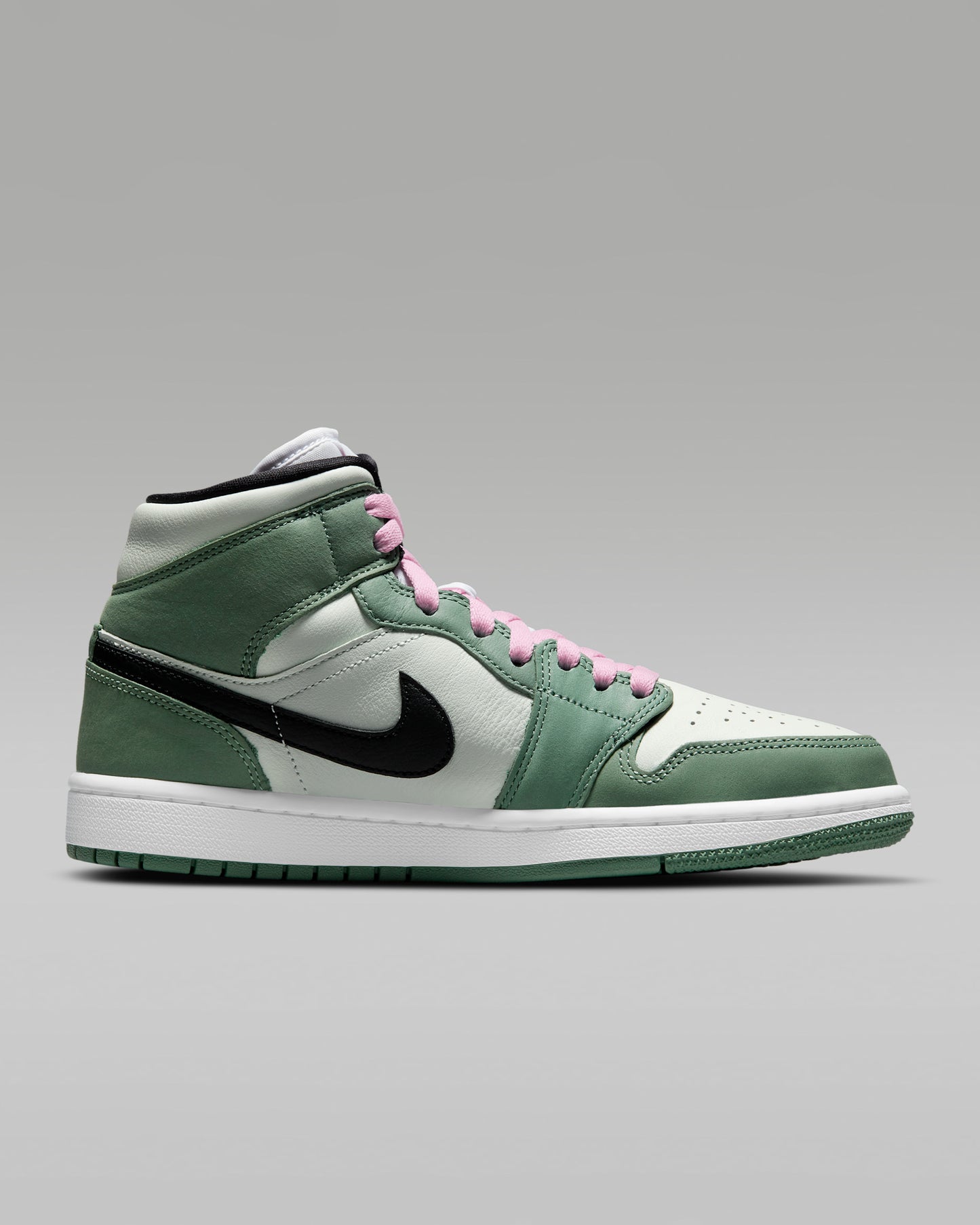 Air Jordan 1 Mid SE